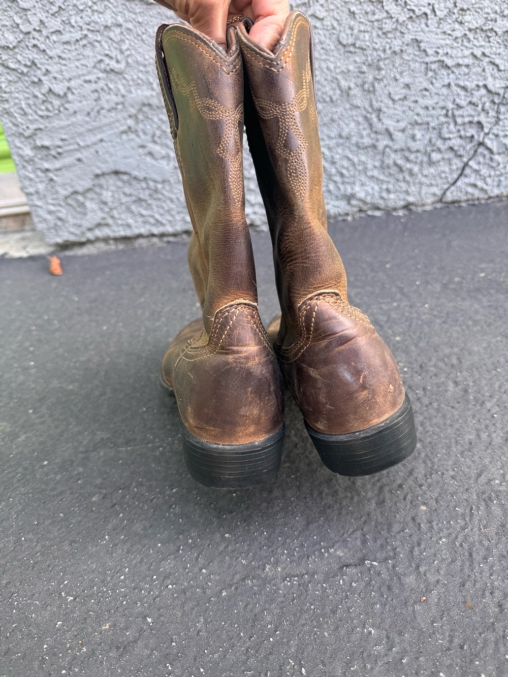 ARIAT Heritage Roper Brown Distressed Leather Cowboy Boots Size 6.5 - Picture 4 of 8